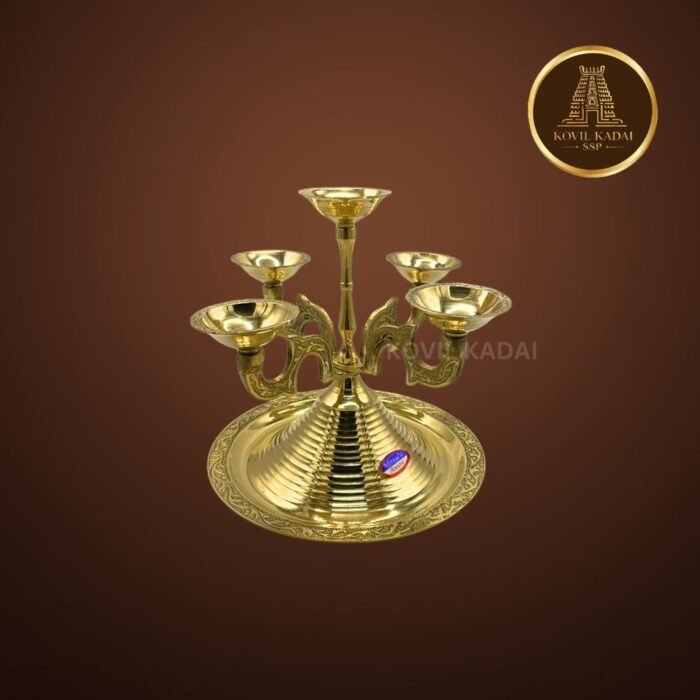 Karpura Kilai Deepam L.W